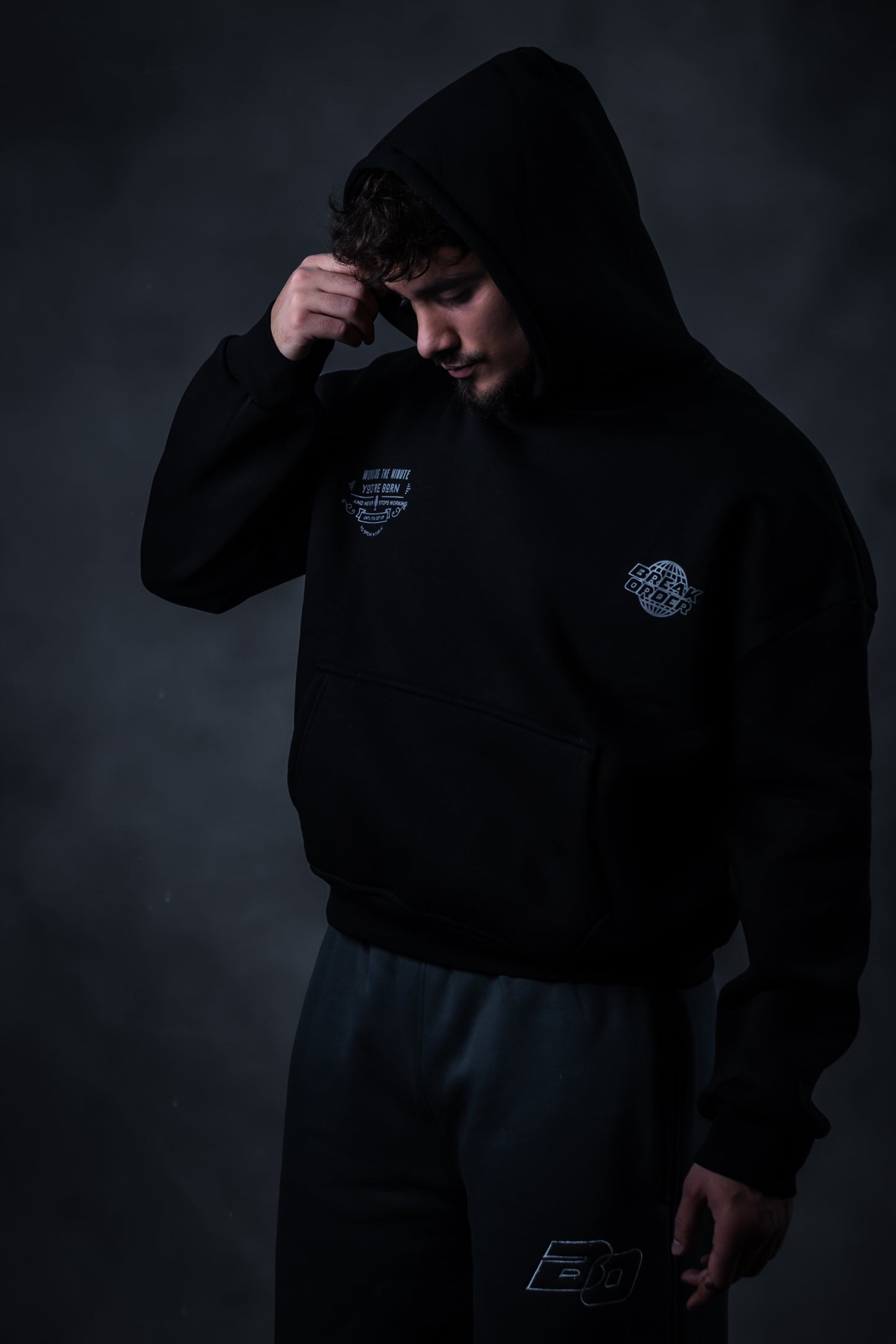 BREAKORDER BLACK HODDIE