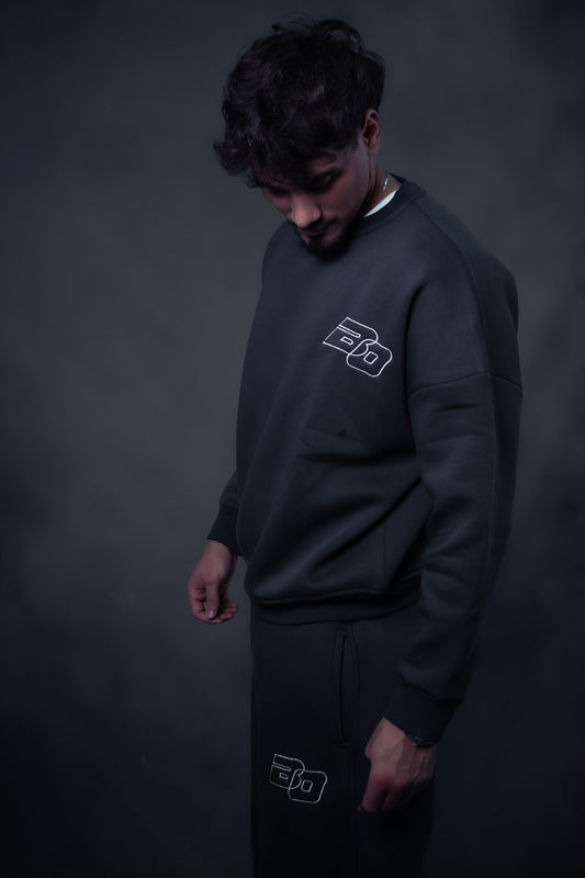 BREAKORDER IRON CREWNECK